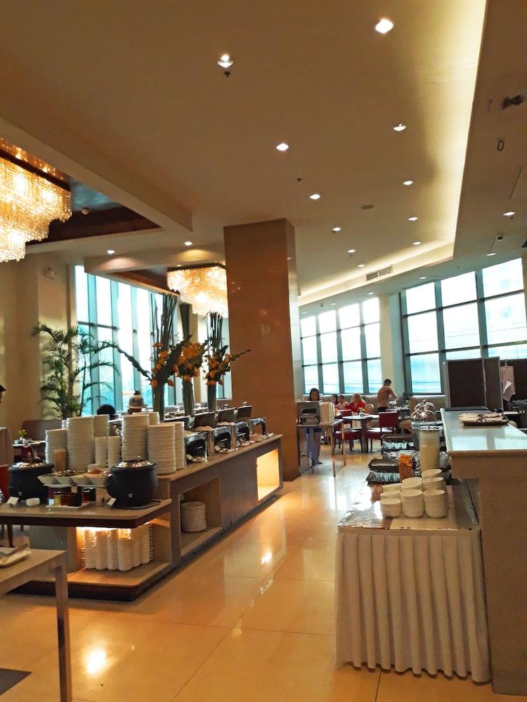 Mandarin Plaza Hotel Cebu Luaran gambar