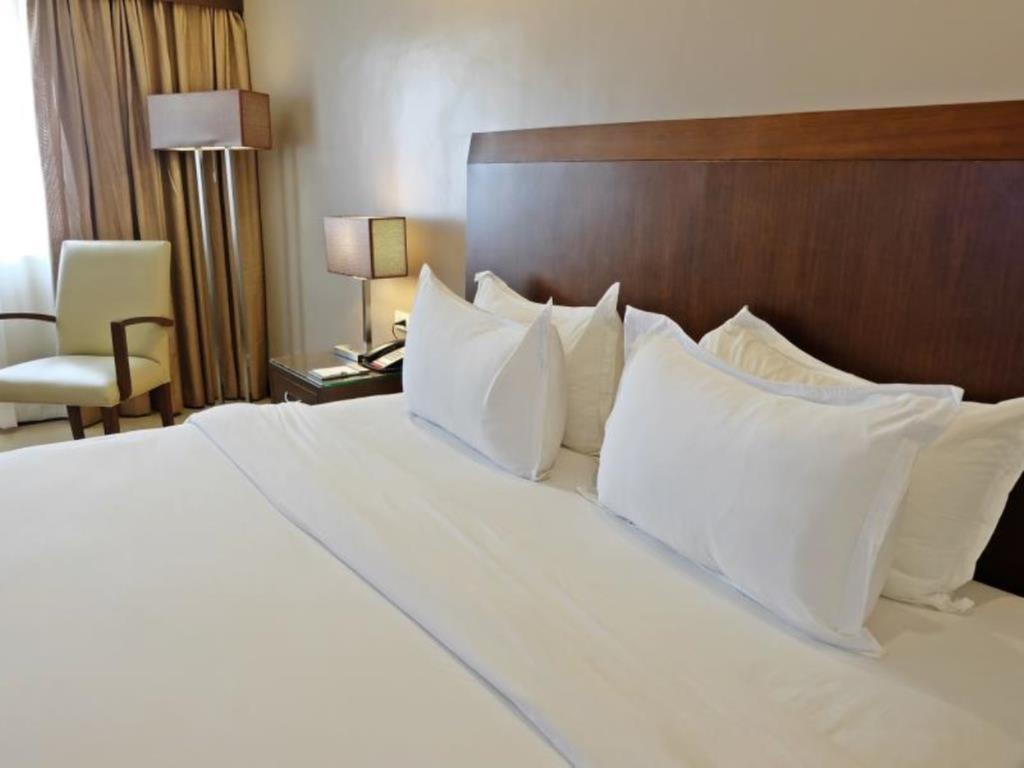 Mandarin Plaza Hotel Cebu Luaran gambar