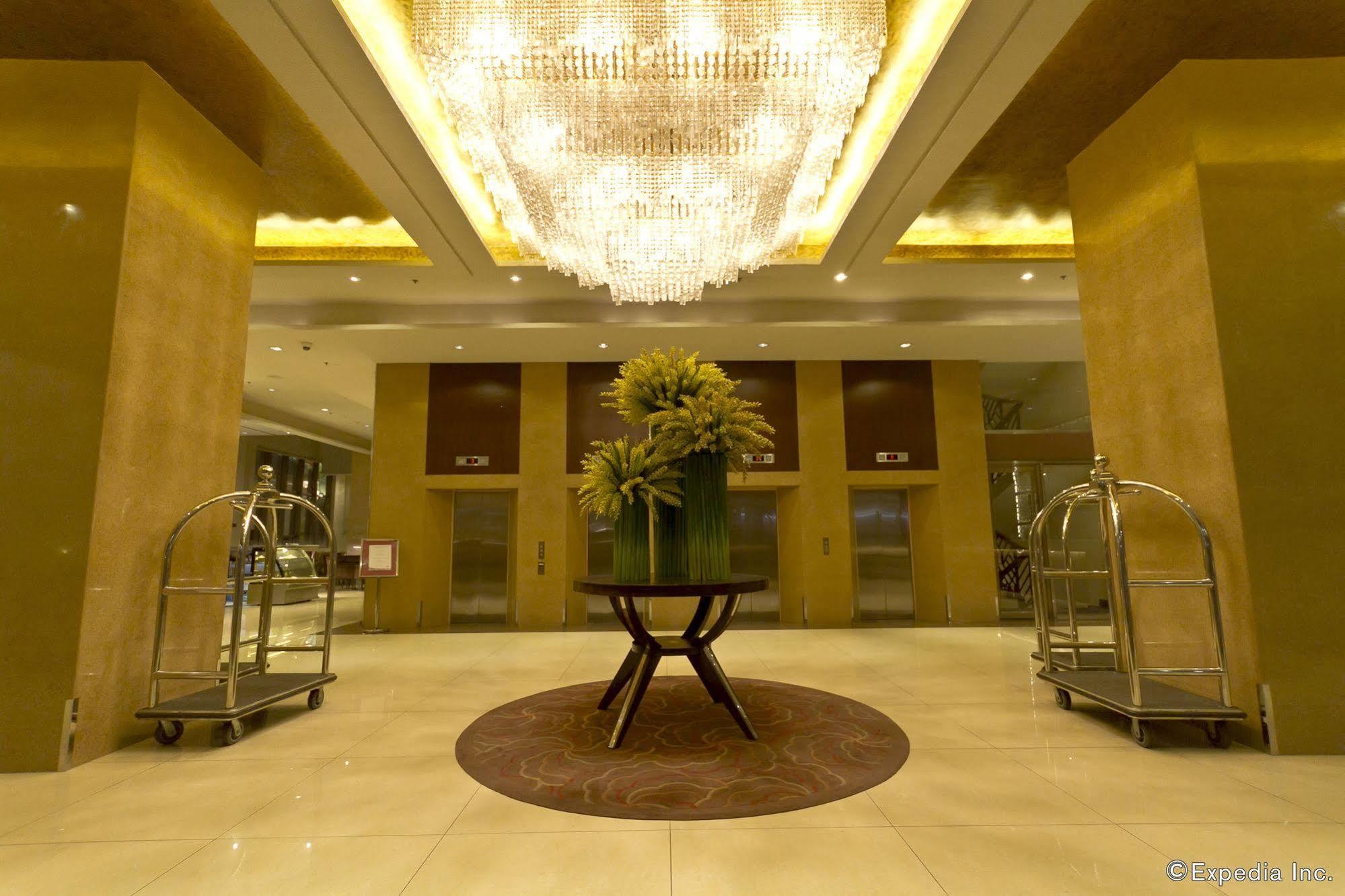 Mandarin Plaza Hotel Cebu Luaran gambar